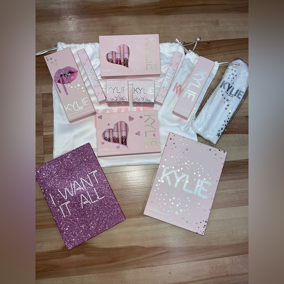 **𝙎𝙊𝙇𝘿 Kylie Cosmetics “I Want It All” 2017 20th Birthday PR Collection. - Picture 4 of 10